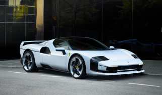 Ferrari SC40 - front